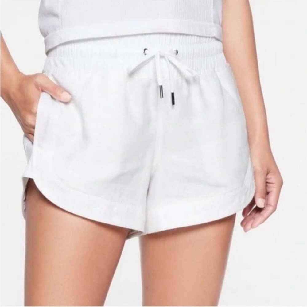 Athleta Cabo Beachside Linen Shorts